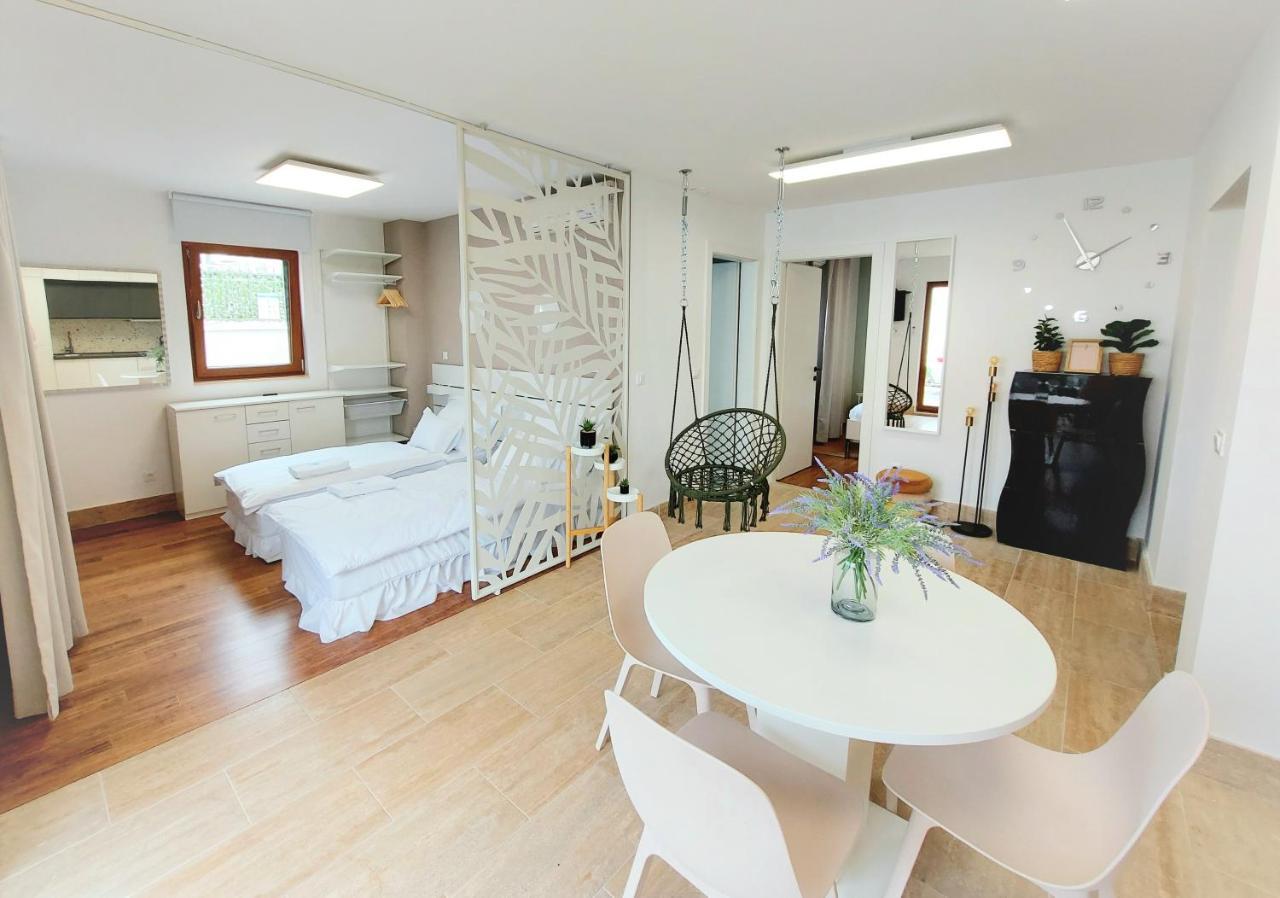 Apartment Emily Slatine